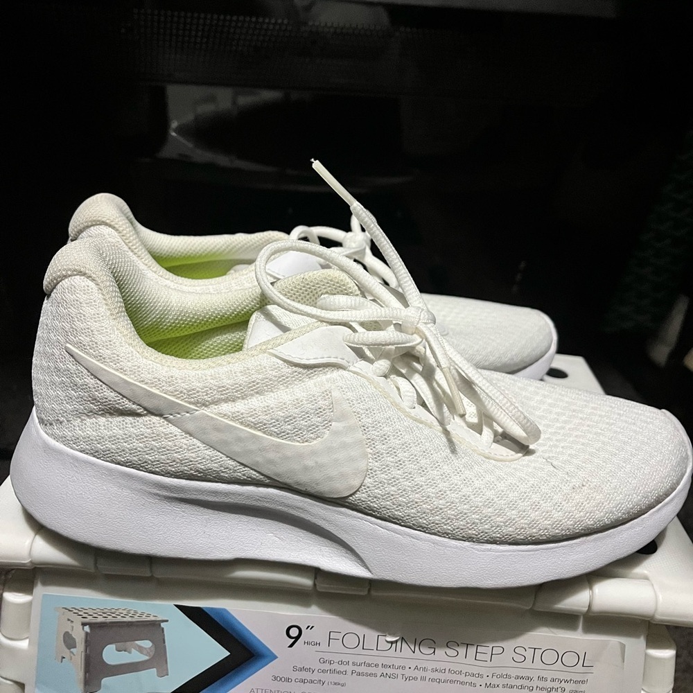 Nike Women's White Mesh Sneakers
